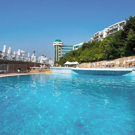 Paradise 5* 埃勒尼特
