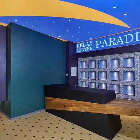 Paradise 酒店